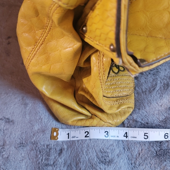 Jessica Simpson purse - Picture 6 of 10